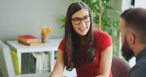 Recent College Grads Tout Benefits of Investing at an Early Age