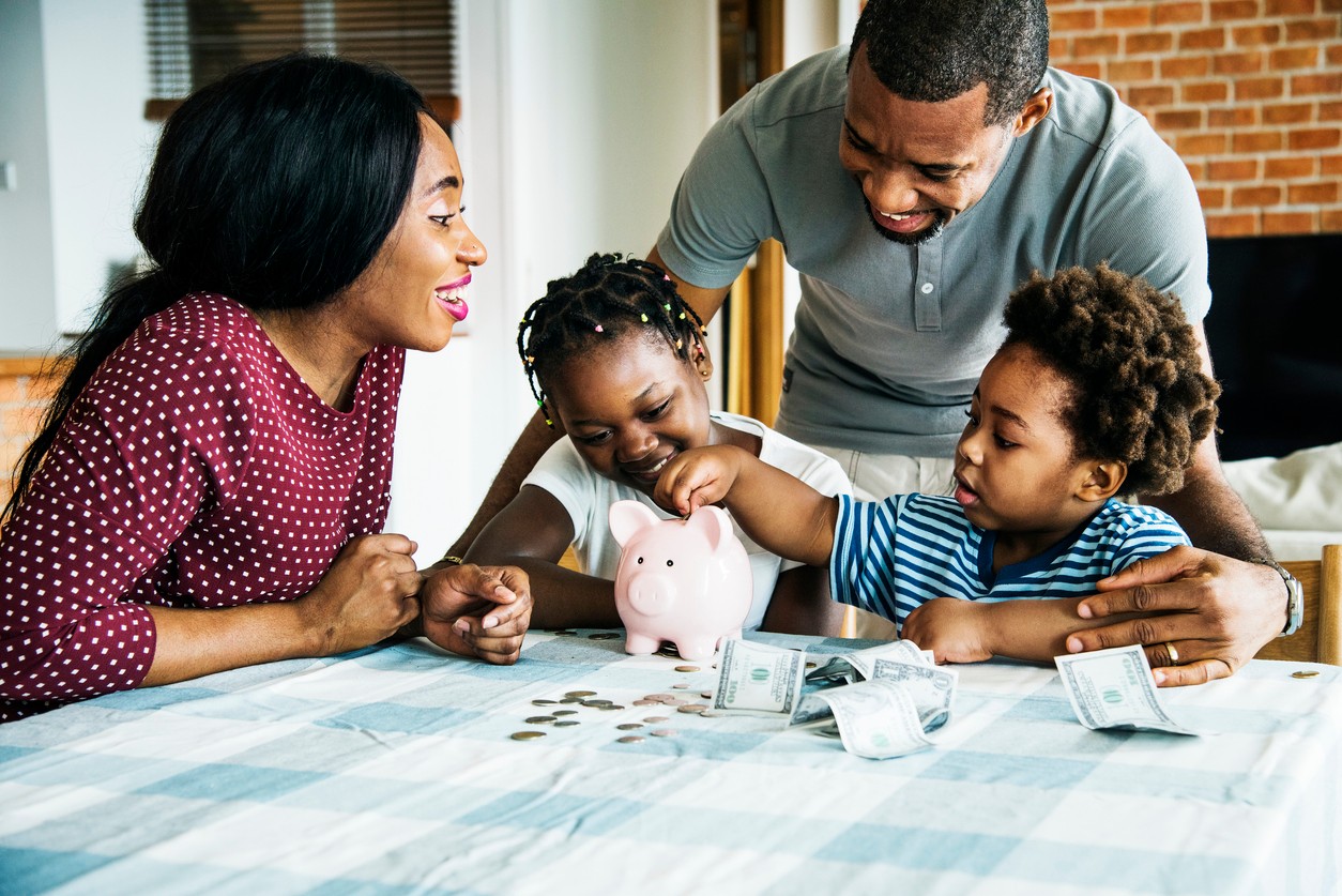 Investment habits you can share with your kids